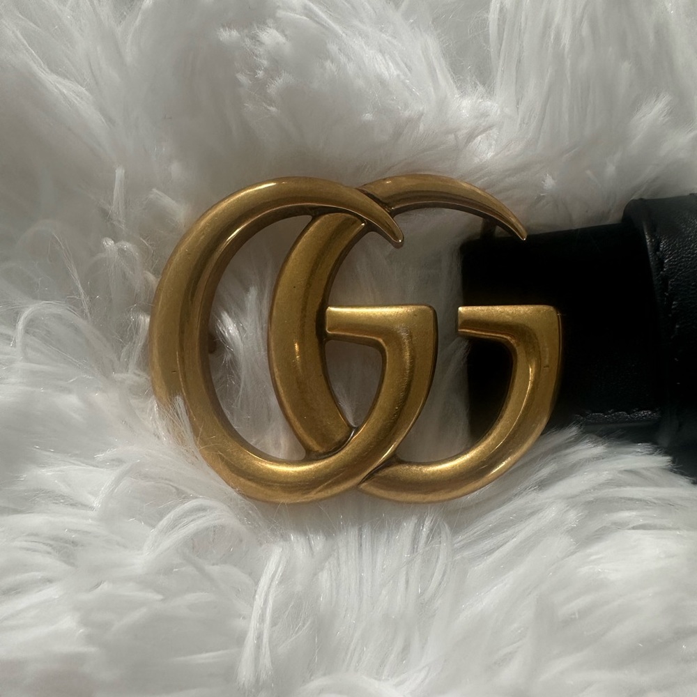 Gucci Leather belt with Double G buckle - worn once.